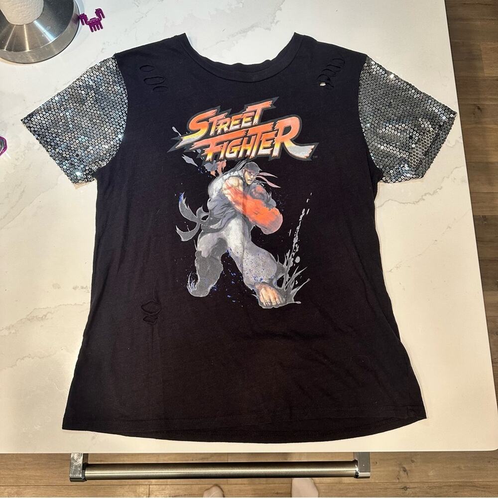 Forever 21 Freeze Distressed 30th Anniversary Street Fighter Sequin Sleeve Tee - Picture 2 of 5